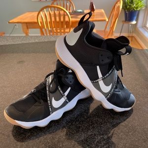 Nike React Hyperset Black Gum Light Brown (Women) Size 9.5----EXCELLENT!!!